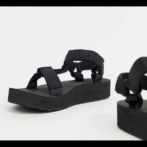 Teva midform universal chunky sandals
